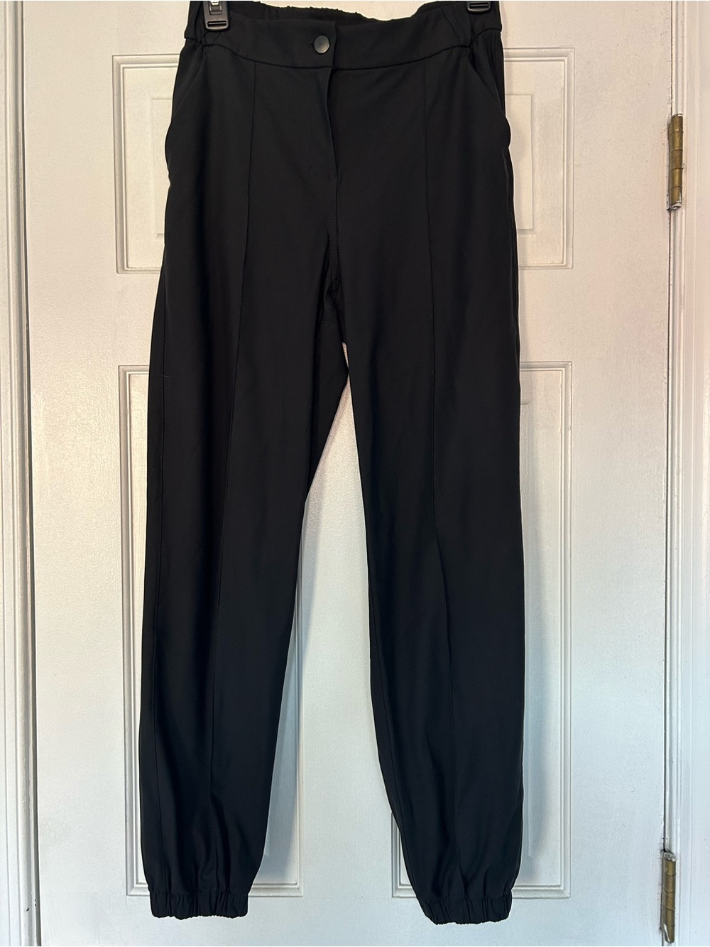 Lululemon black joggers